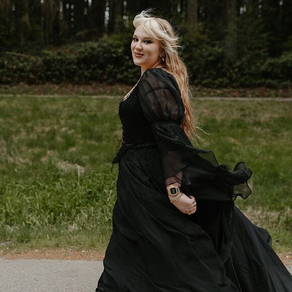 Custom Corset Wedding Gown - Picture 4 of 11